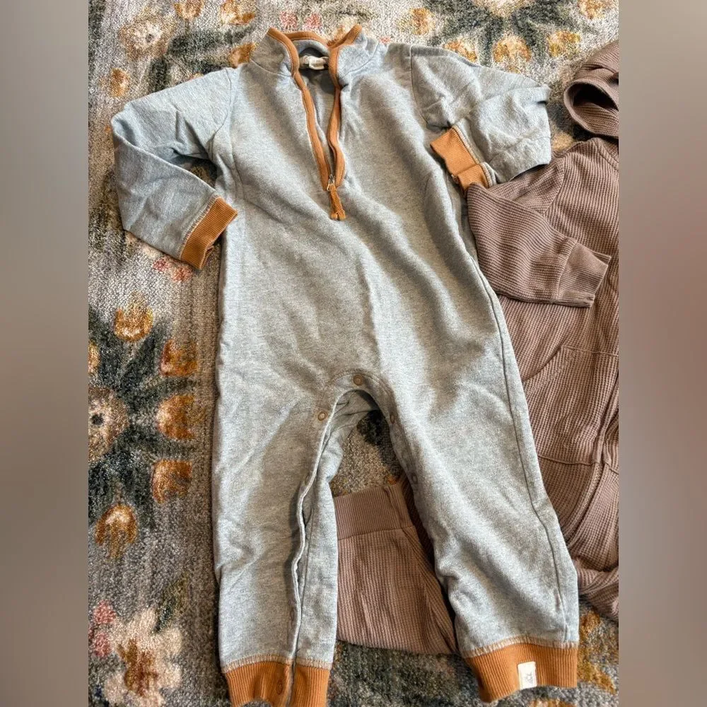 Lot of 18m Toddler outfit Onsie pants sets carters burts bees old navy